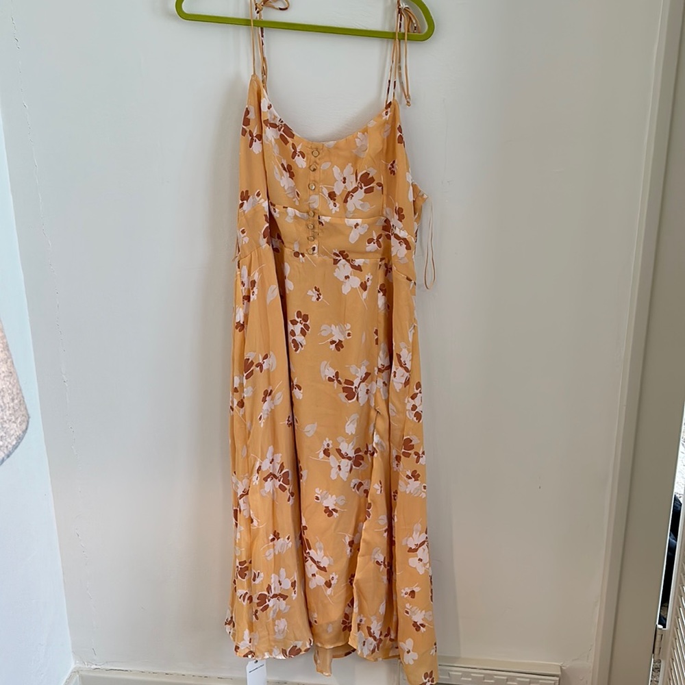 Abercrombie & Fitch Floral Yellow Dress
